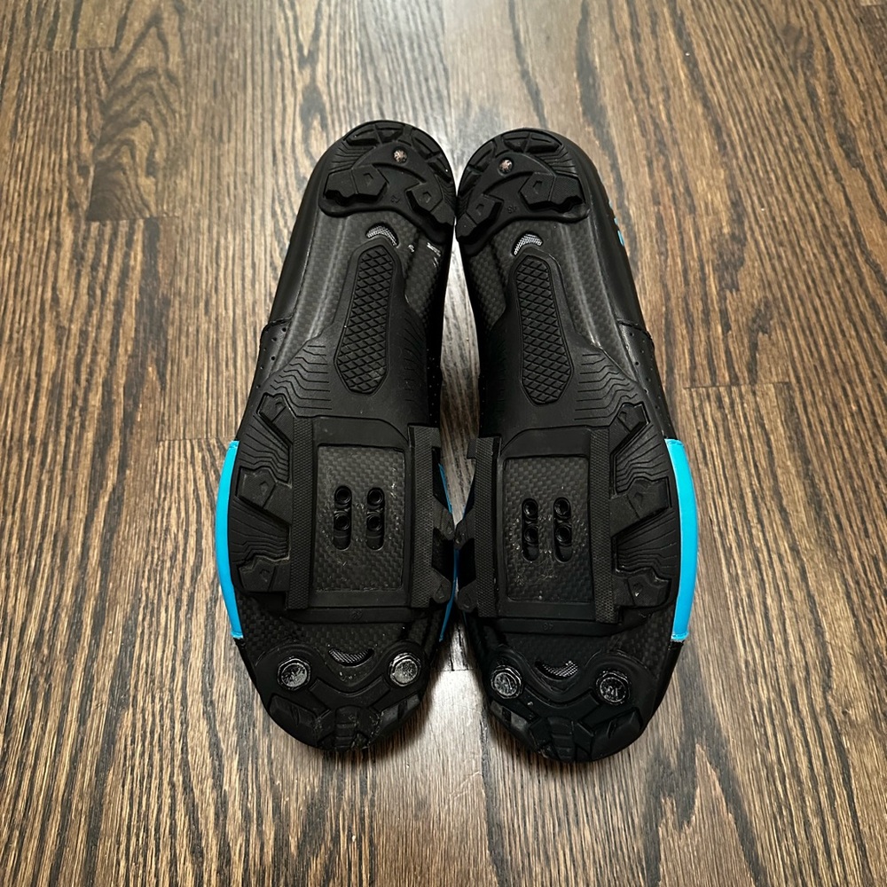Lake MX1 leather/carbon lace up gravel shoes - Picture 5 of 8